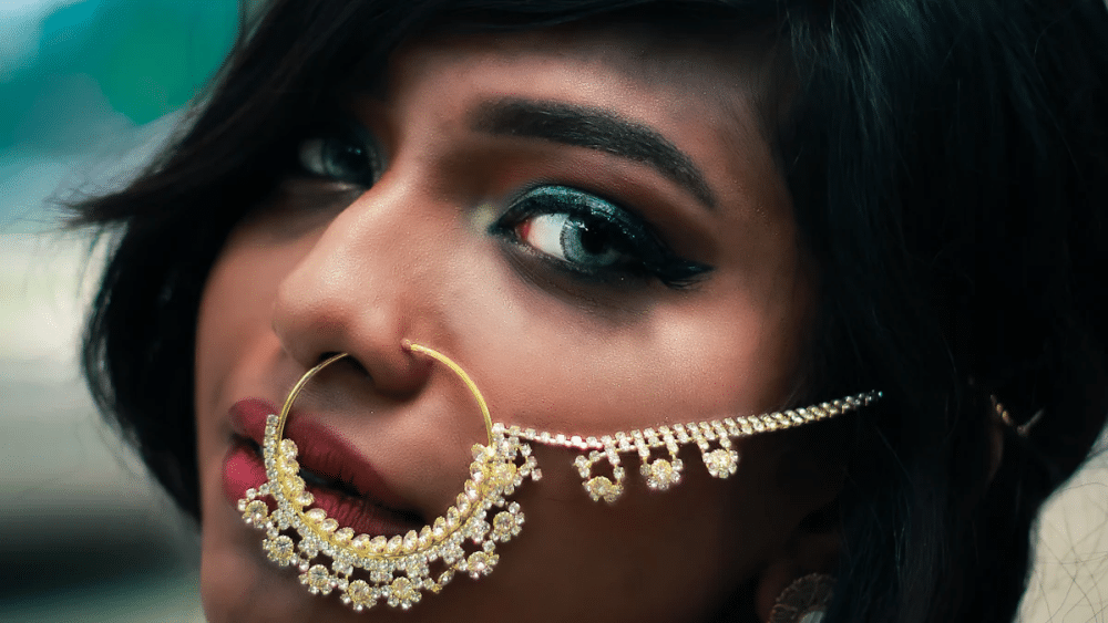 Solving the Dilemma of Pierced Jewelry:  Beauty and Health in Harmony-1 body piercing jewelry is very attractive.