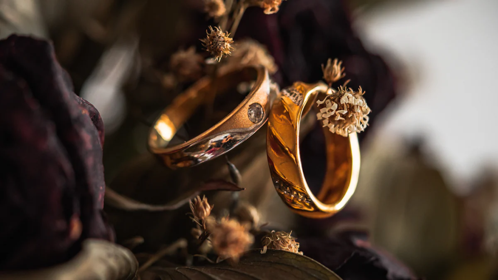 The timeless allure of 14k gold ensures that it seamlessly complements both everyday wear and special events.
