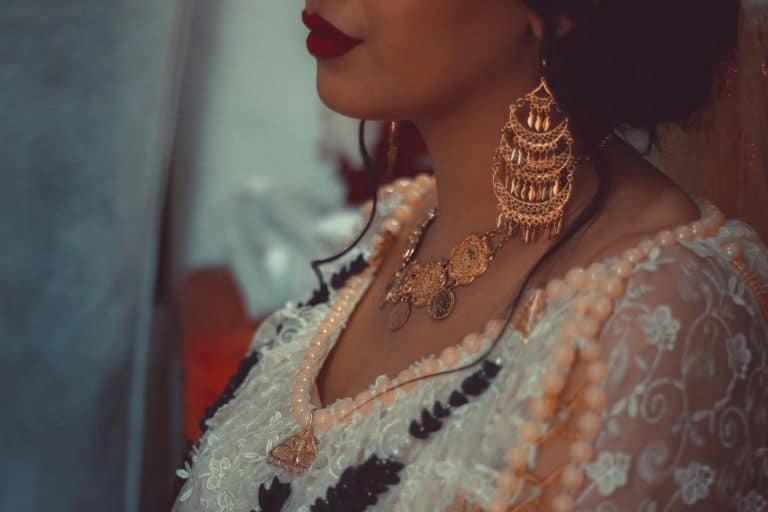 a beautiful 14K solid gold jewelry.