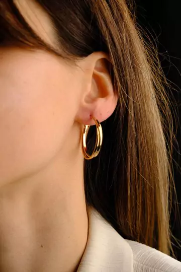 ear ring of gold