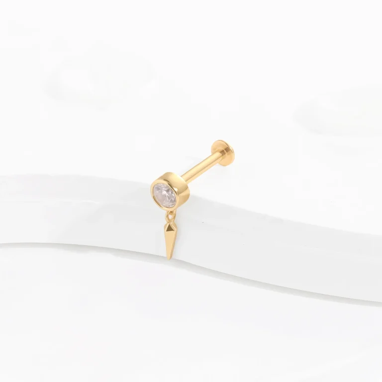 1-internally threaded labret stud